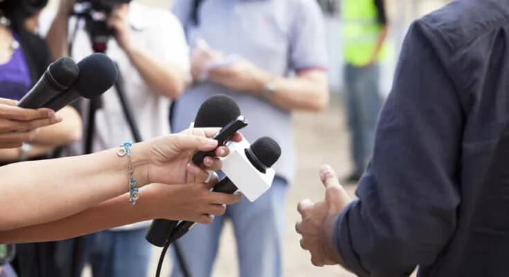 ¡Ni los periodistas se salvan! Son blanco de extorsionadores en Puerto Cortés