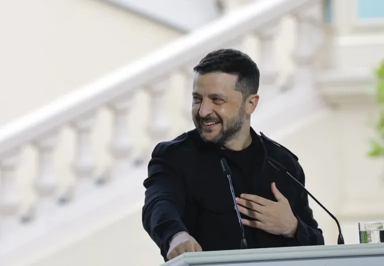 Zelenski, dispuesto a reunirse con Putin, pero exige un cese del fuego a partir de hoy
