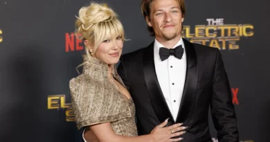«Ahora somos tres», dicen Millie Bobby Brown y Jake Bongiovi al anunciar la adopción de una niña